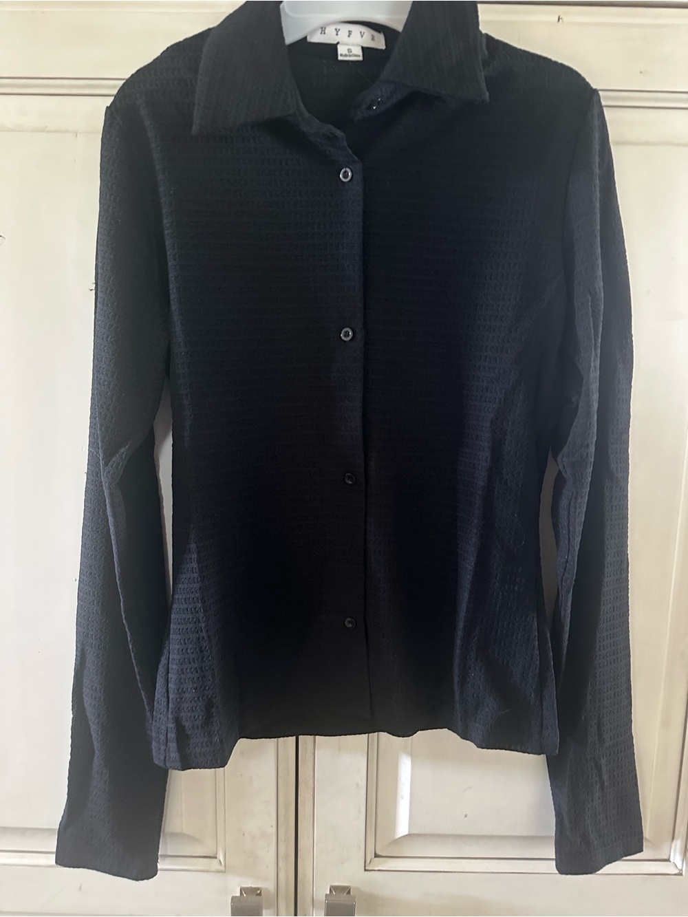 HYFVE Black Textured Long-Sleeve Button-Down Shirt